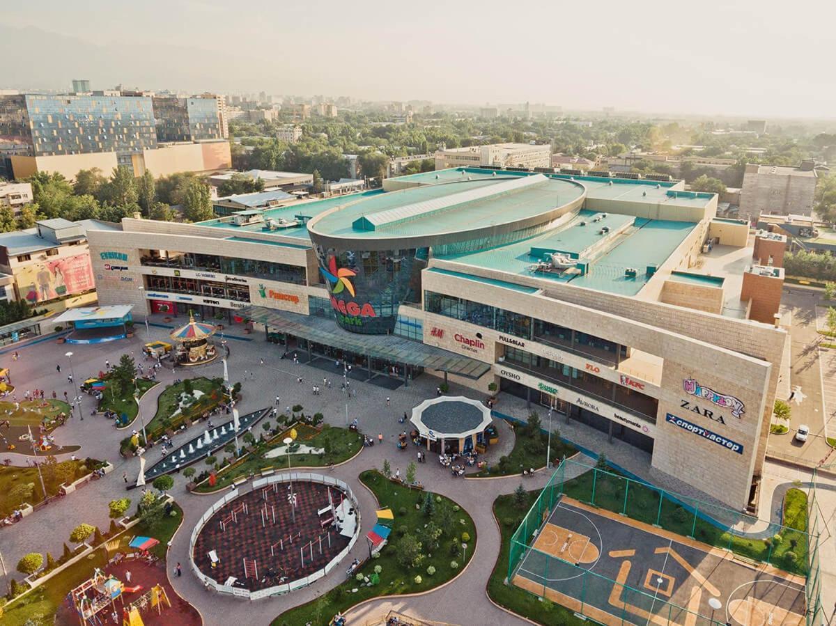 Nadezhda Apartments On The Nauryzbai Batyr 82 Алма Ата Екстериор снимка